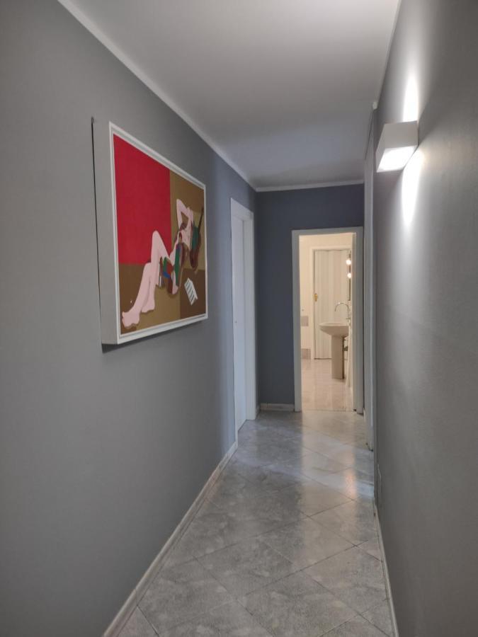 Central Apartment A Due Passi Dal Porto Palermo Exterior foto